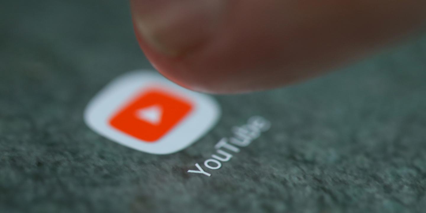 Copyright La Dernière Bataille De Linternet Gratuit - 
