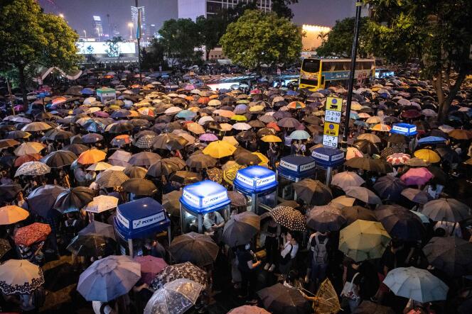 Manifestation de fonctionnaires à Hongkong, le 2 août.