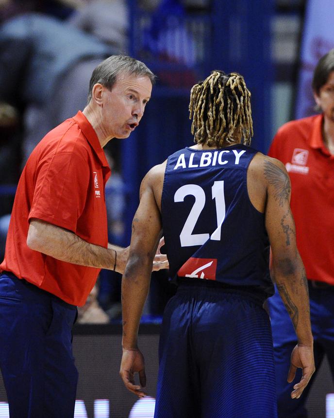 In France basketball team, new Blues entered through the windows