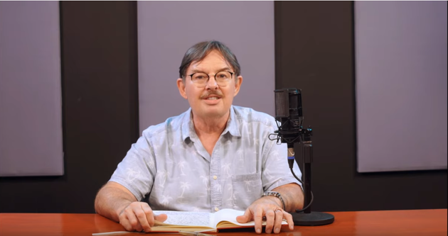 Jim Watkins prend rarement la parole, à part pour défendre la liberté d’expression absolue, et, par ricochet, les discours xénophobes.