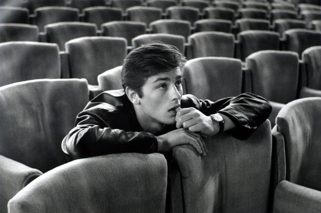 Alain Delon au festival de Cannes, le 6 mai 1958.
