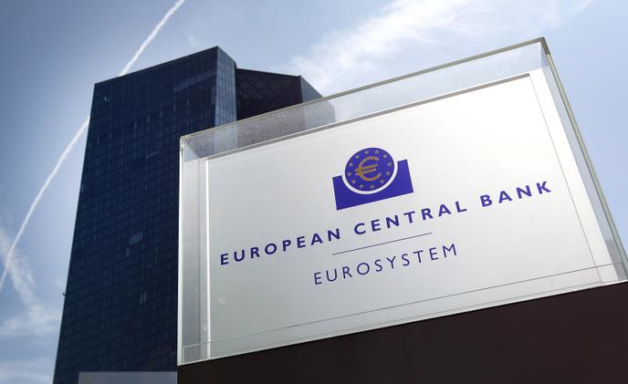 La Banque centrale européenne rappelle régulièrement que sa politique des taux bas a contribué à créer plus de 9 millions d’emplois depuis 2013.