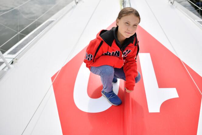 La militante suédoise pour le climat, Greta Thunberg, à bord du voilier « Malizia II » dans la marina Mayflower de Plymouth, dans le sud-ouest de l’Angleterre, le 13 août 2019, avant son voyage de l’Atlantique à New York.