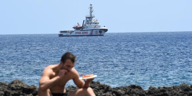 Imbroglio en Italie, où l’« Open Arms » a jeté l’ancre devant Lampedusa avec 147 migrants à son bord