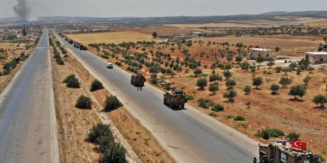 En Syrie, la Turquie envoie des renforts militaires provoquant la colère de Damas