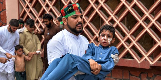 De multiples explosions dans une ville de l’est de l’Afghanistan font au moins 50 blessés