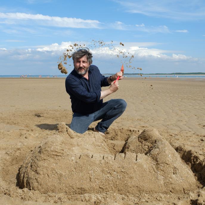 Bruno Podalydès, sur la plage du Douhet, sur l’Ile d’Oléron, le 8 août.