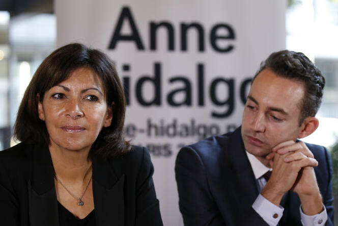 Anne Hidalgo, alors candidate à la mairie de Paris, et Ian Brossat, qui deviendra adjoint au logement, le 22 octobre 2013.