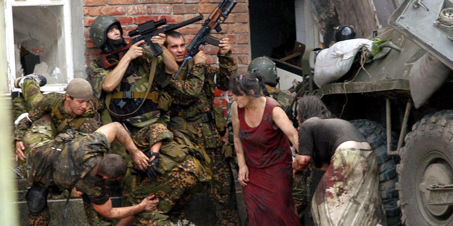 Il Y A Quinze Ans Comment La Prise D Otages De Beslan A Tourne Au Massacre