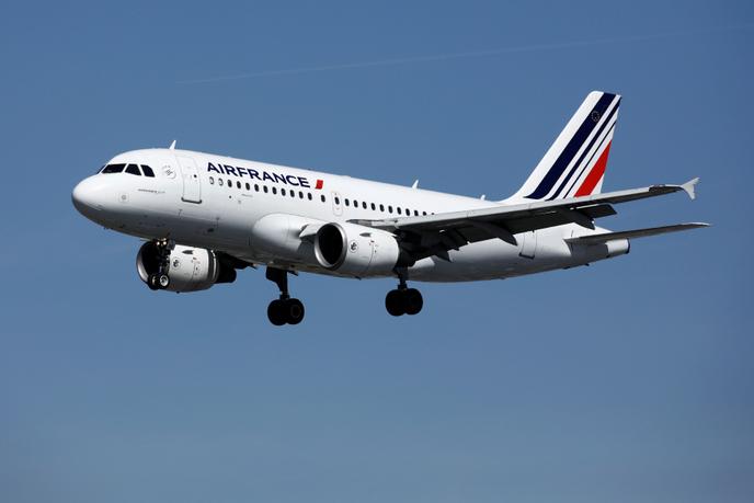 Un Airbus A319 d’Air France atterrit à Orly, le 6 septembre 2019.