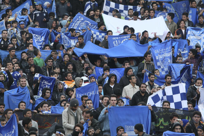 Des supporteurs d’Esteghlal en décembre 2011.