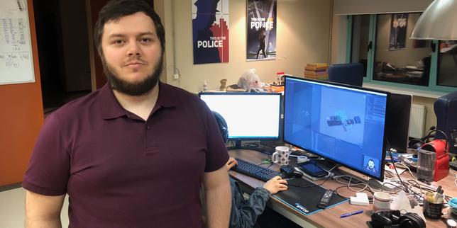 Le créateur de jeux vidéo Ilya Yanovich questionne sur les dérives policières