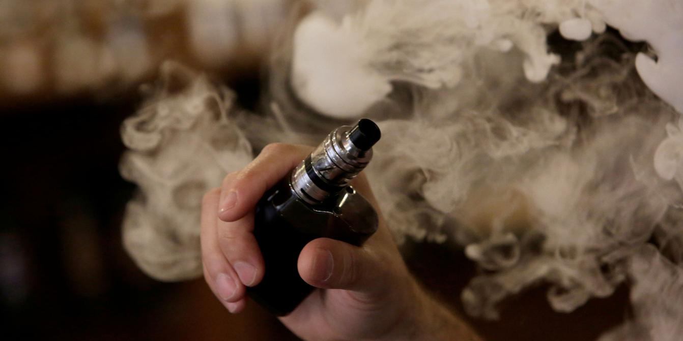 L'Inde interdit les cigarettes lectroniques pour amliorer la  sant  publique