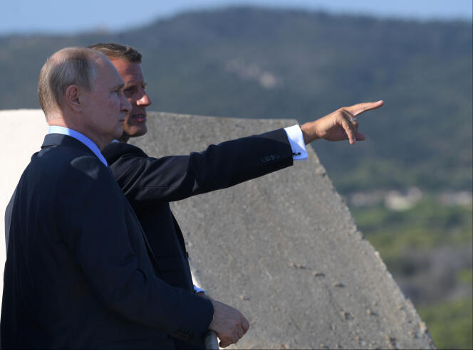 Emmanuel Macron et Vladimir Poutine au fort de Brégançon le 19 août.