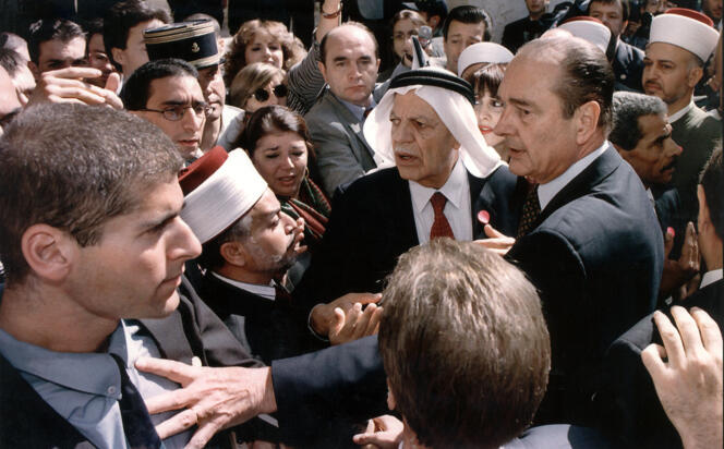 Jacques Chirac s’oppose aux services de sécurité israéliens, à Jérusalem, le 22 octobre 1996.