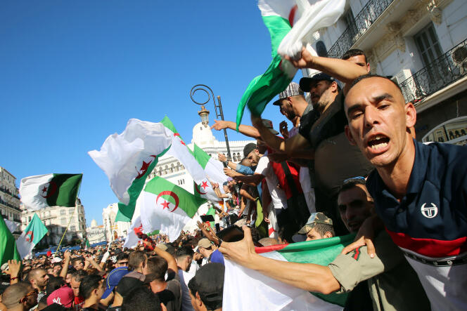 Lors d’une manifestation à Alger, le 27 septembre.
