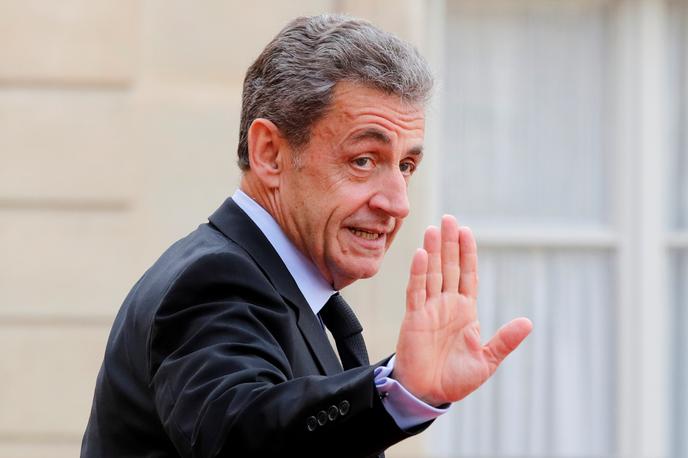 Apres Avoir Associe Les Mots Singes Et Negres Nicolas Sarkozy Est Accuse De Racisme Par La Gauche