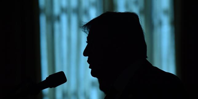 Enquête russe, affaire ukrainienne, procédure de destitution : Donald Trump sur la corde raide