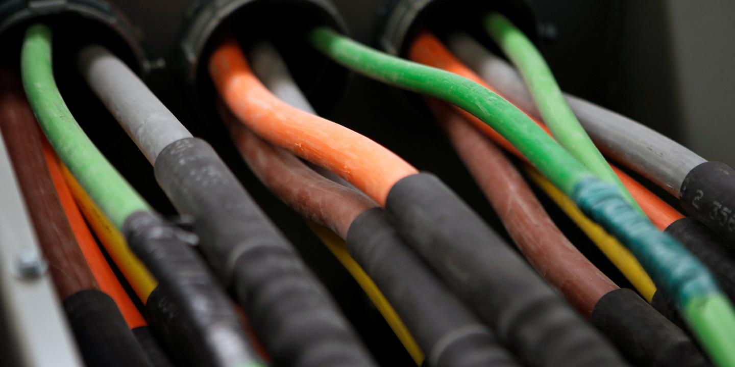 En Ile De France L Acces Au Reseau Telephonique Et Internet