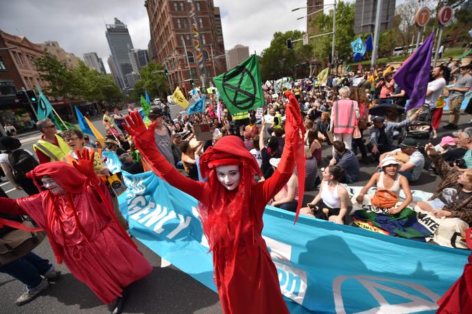 Un sit-in organisé à Sydney par l’association Extinction Rebellion, pour le lancement de deux semaines d’actions de désobéissance civile, le 7 octobre.