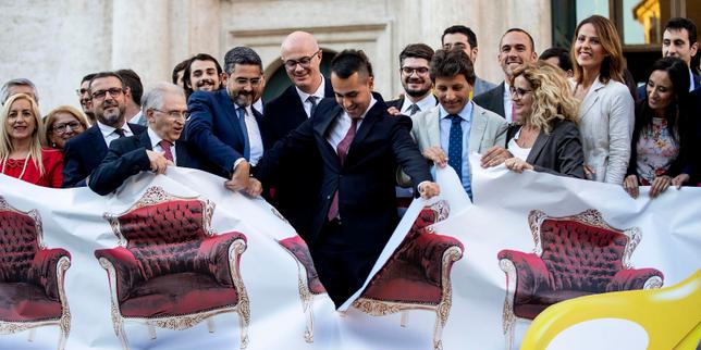 En Italie, le M5S impose la réduction du nombre de parlementaires