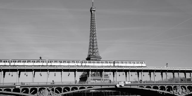 Surfe-qui-peut sur les rames du métro parisien
