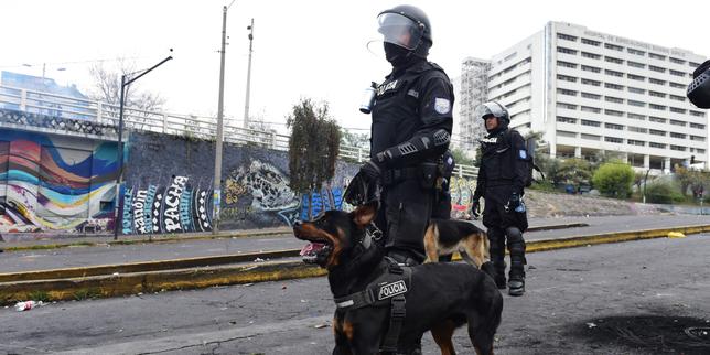 Equateur: le couvre-feu instauré autour des lieux de pouvoir à Quito