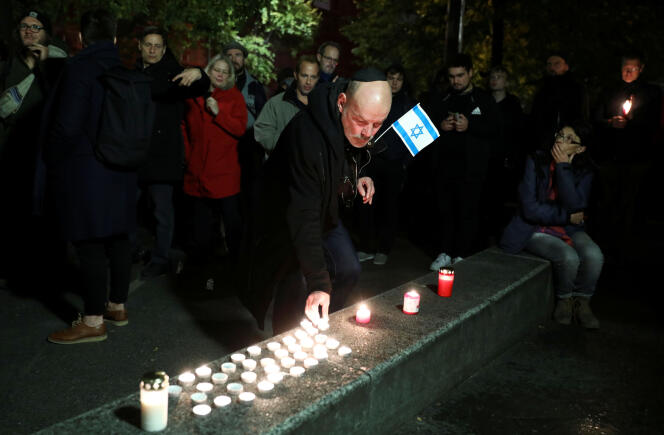Hommage aux victimes de l’attaque de Halle, ici à la grande synagogue de Berlin, le 9 octobre.