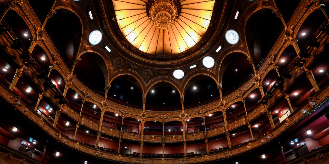 Quand le Theatre du Chatelet commercialise son parfum