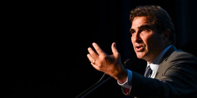 Christian Jacob élu président des Républicains dès le premier tour