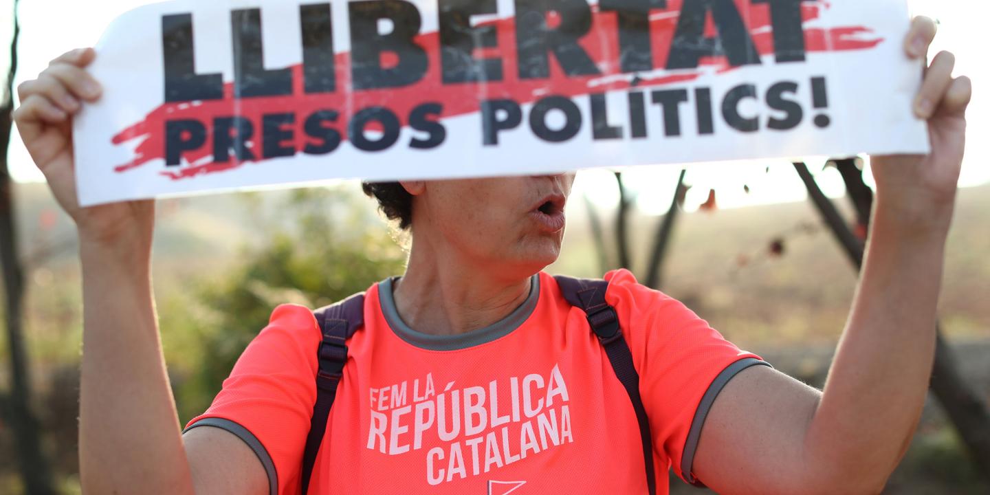 En Espagne Neuf Dirigeants Catalans Sont Condamnes A Des Peines De Prison
