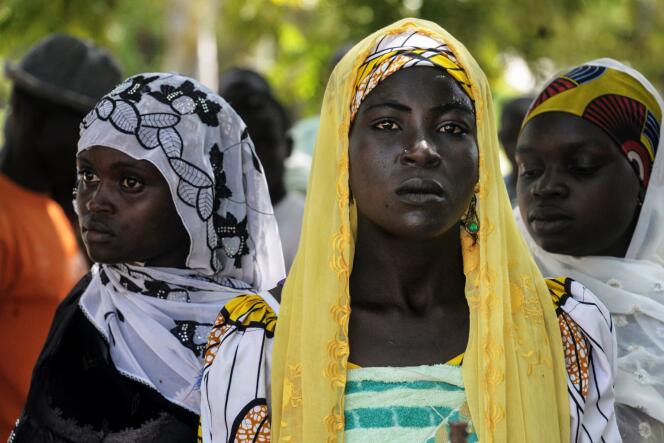 Réfugiées camerounaises au Nigeria fuyant les exactions de la secte islamiste Boko Haram en septembre 2016.