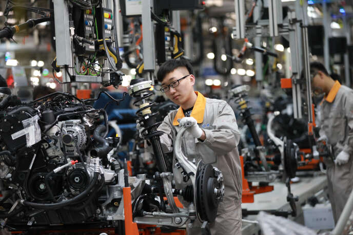 Tous les secteurs de l’économie chinoise souffrent du ralentissement de la croissance. Au premier chef, l’automobile.