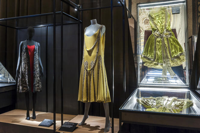Robe Lesbos de Lanvin (1925), dans la grande galerie du Palais Galliera pour l’exposition Jeanne Lanvin, 8 mars au 23 août 2015.