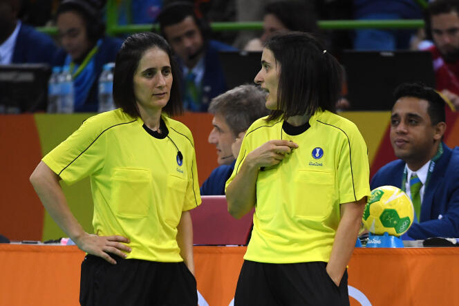 Les soeurs Julie et Charlotte Bonaventura aux Jeux olympiques de Rio, le 12 août 2016.