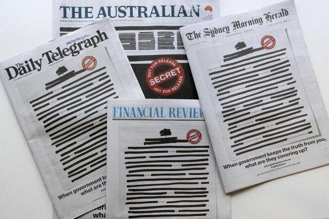 L’ensemble des « unes » de la presse australienne étaient caviardées lundi 21 octobre matin, en signe de protestation contre le recul de la liberté presse et la culture du secret au sein du gouvernement.