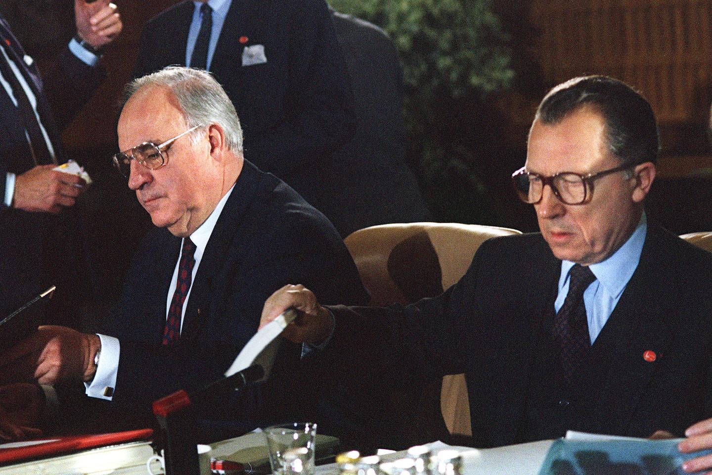 'Jacques Delors continued to play an important role in Franco-German dialogue after he retired from politics'
