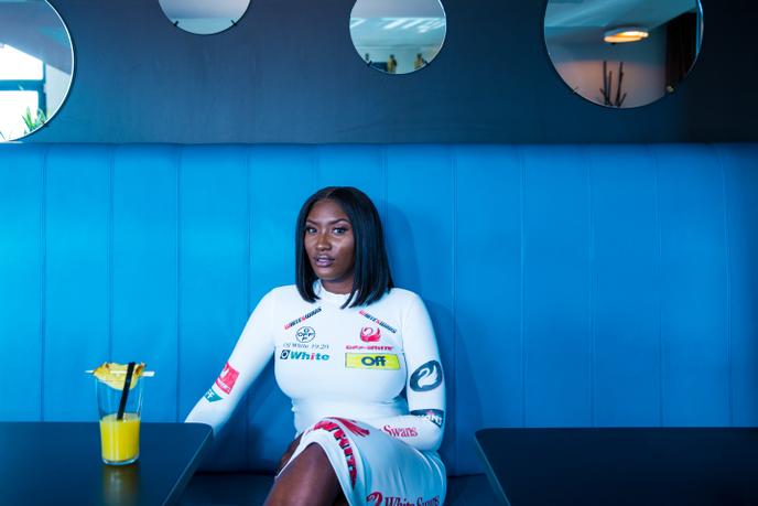 Un Apero Avec Aya Nakamura Comment Tu Veux Que Je Sorte En Mode Bazardee