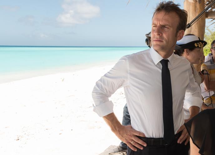 Le président français, Emmanuel Macron, sur l’île de Grande Glorieuse, dans l’océan Indien, le 23 octobre 2019.