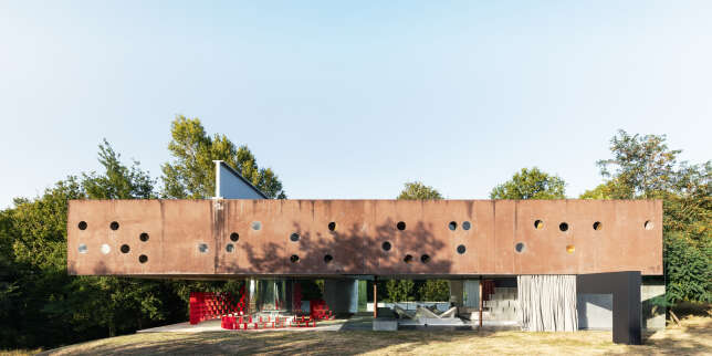 La Maison à Bordeaux de Rem Koolhaas, meublée par Paulin