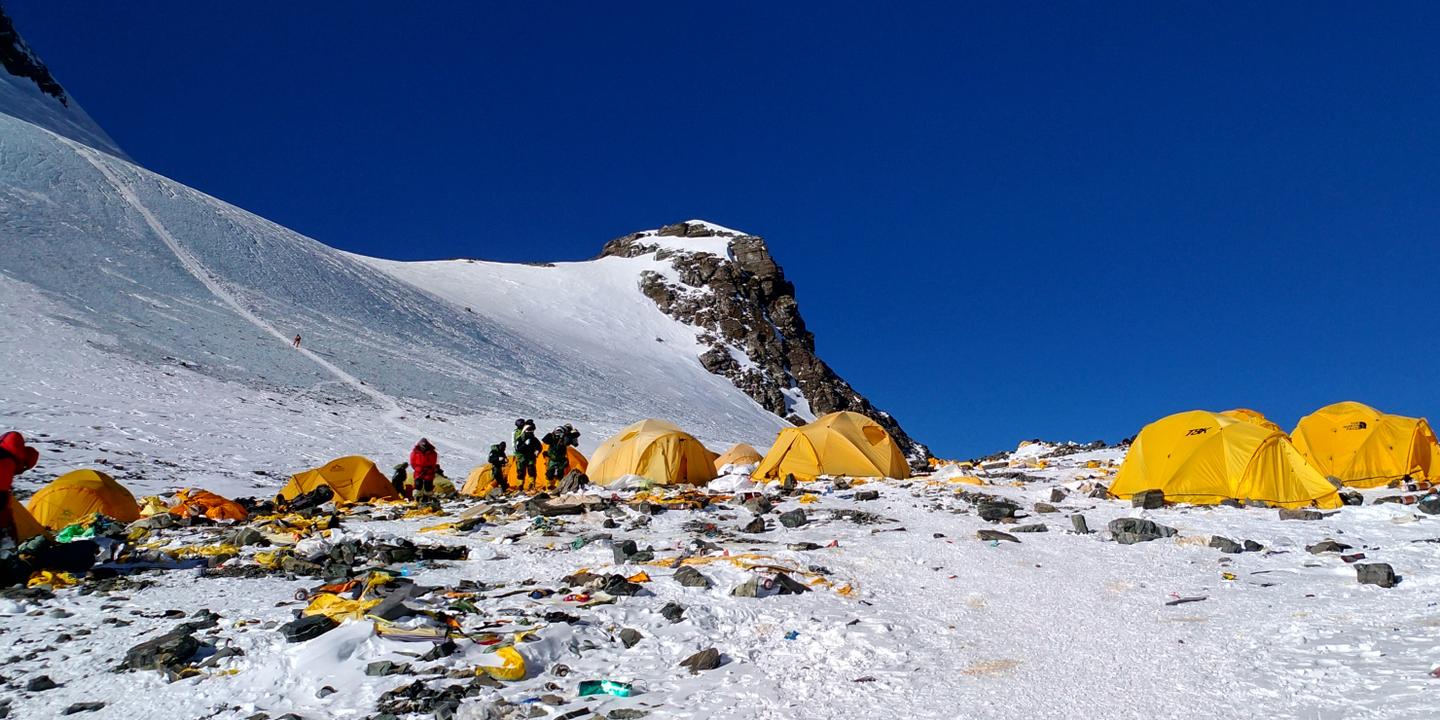 Everest Embouteillages Fatals Sur Le Toit Du Monde