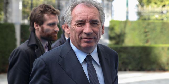Elections municipales à Paris : François Bayrou lâche La République en marche