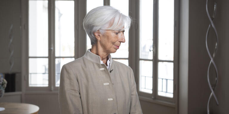 Christine Lagarde, deviendra présidente de la Banque centrale européenne (BCE), le 1 novembre 2019, après avoir été proposée par le Conseil européen. Elle est la première femme nommée à la présidence de cette institution. De 2011 à 2019 elle a été directrice générale du Fonds monétaire international (FMI). 

Elle est photographiée chez elle, dans le 16e arrondissement de Paris. 

Photo © Ed Alcock / M.Y.O.P.  9/10/2019

Christine Lagarde, will become President of the European Central Bank (ECB) on 1 November 2019, after being proposed by the European Council. She is the first woman to be appointed president of the institution. From 2011 to 2019 she was Managing Director of the International Monetary Fund (IMF). 

She is photographed at home, in the 16th arrondissement of Paris. 

Photo © Ed Alcock / M.Y.O.P.  9/10/2019