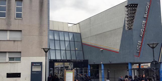 Sciences Po : la réforme des admissions perturbe les lycées partenaires