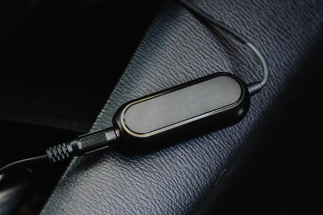 Carplay Adaptateur carplay filaire à sans fil pour iPhone compatible avec  USB type-c pour voiture navigation appel écoute de - Cdiscount Auto