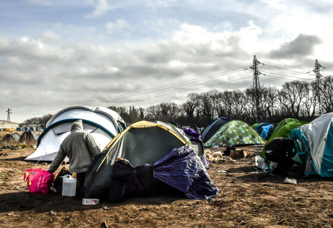 Un campement de migrants à Calais, en février 2019.