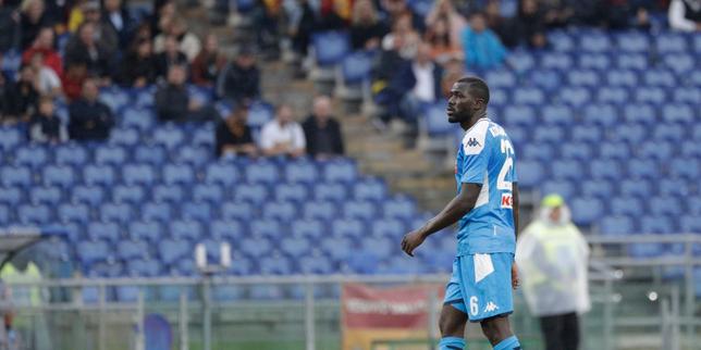 Racisme dans le football : face aux cris de singe et aux insultes, la prise de conscience des joueurs