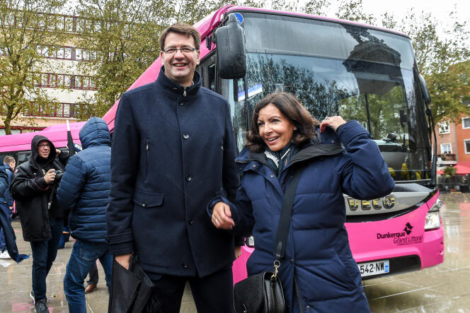 Anne Hidalgo, la maire de Paris, avec Patrice Vergriete, son homologue de Dunkerque, la veille du lancement des DK’Bus, 30 octobre 2018.