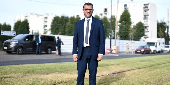 Pour les élections municipales, les soutiens LRM aux candidats PS font désordre