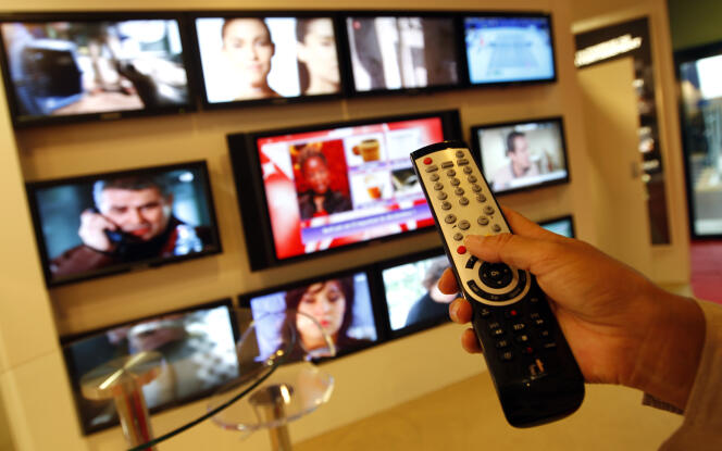 A Cannes, en 2010. La redevance audiovisuelle a rapporté 3,2 milliards d’euros nets en 2018.